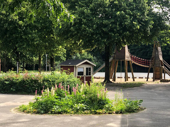 Pausenhof Schule Landskronastr.