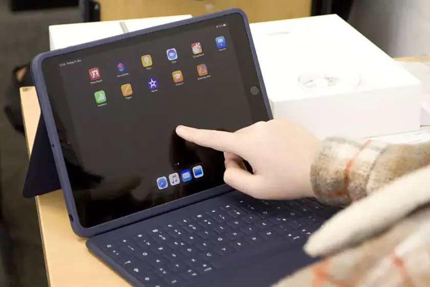 Schüler_Ipad in bedienung